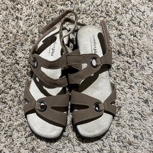 Comfort Plus by Predictions Brown Sandals with Black Soles